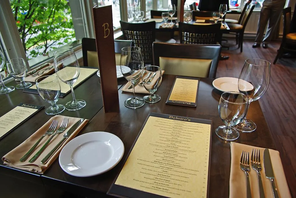 Doubletree By Hilton Hotel & Suites Victoria 4*,