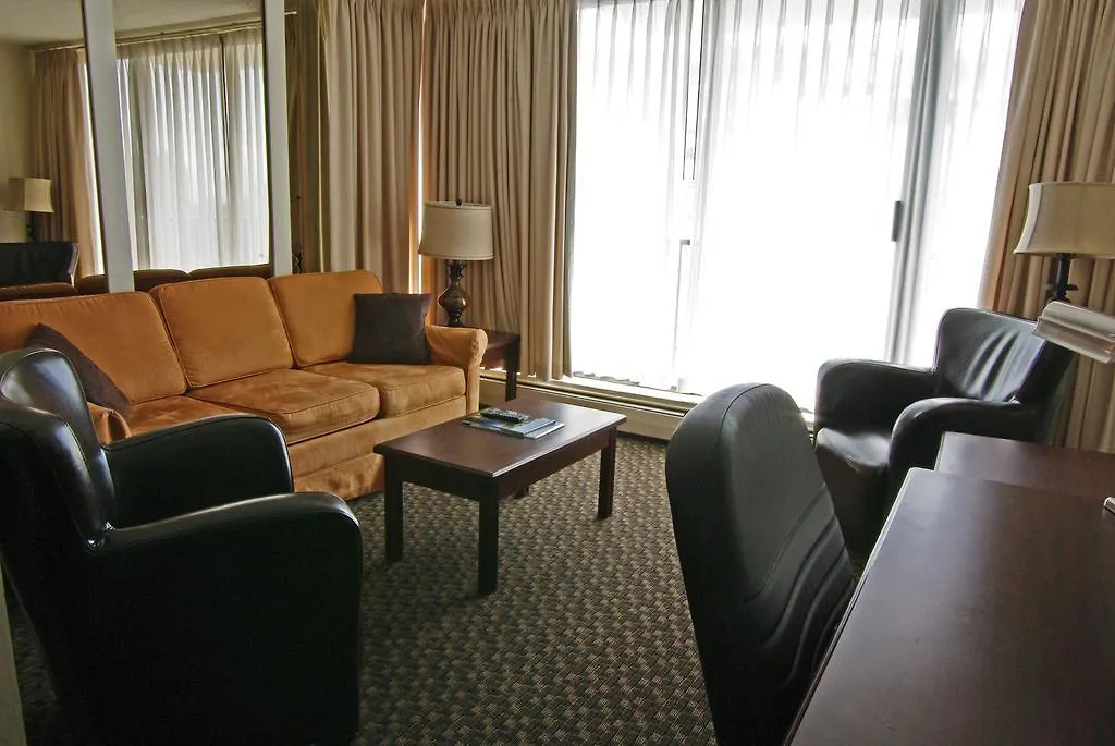 Doubletree By Hilton Hotel & Suites Victoria