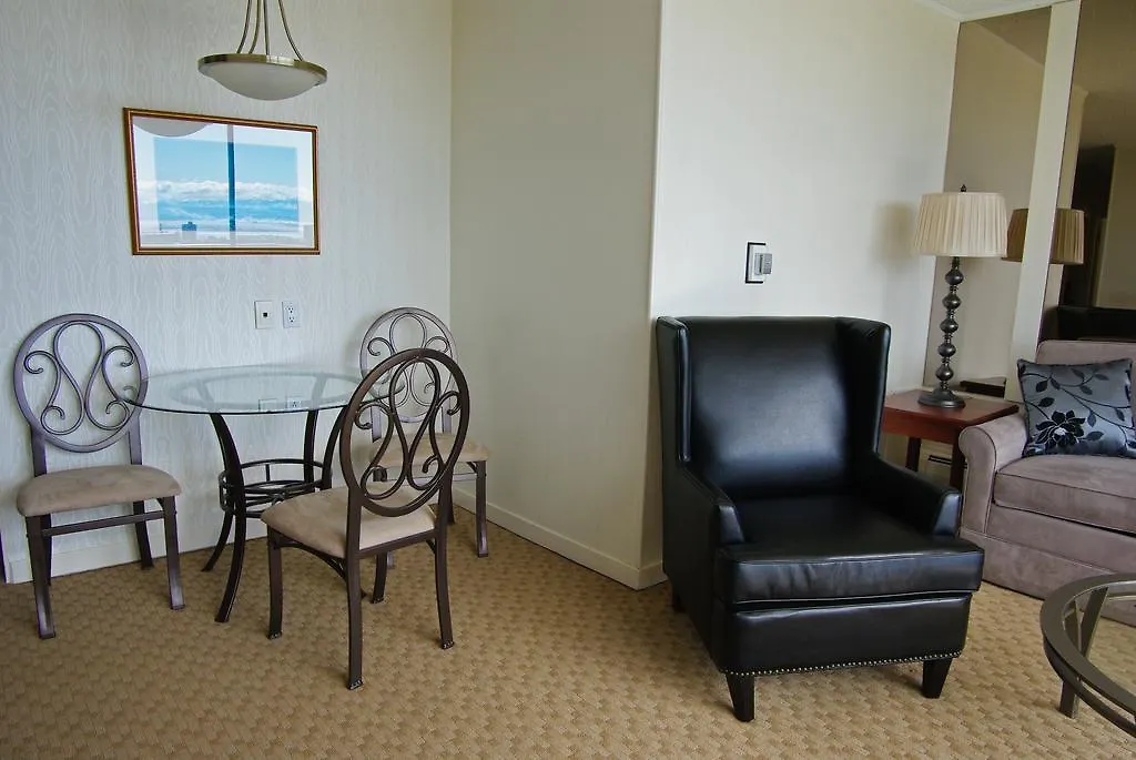 Doubletree By Hilton Hotel & Suites Victoria 4*,